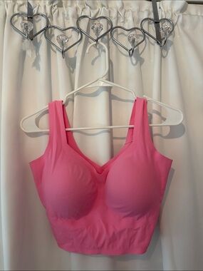 SKIMS Seamless Padded Crop Bra - Pink